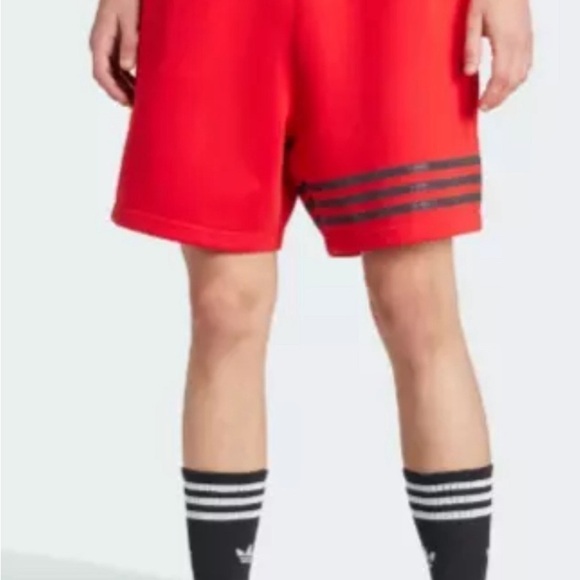 New ADIDAS Men's Street Neuclassic Red Shorts IS2828 Size L  medium - Picture 8 of 9